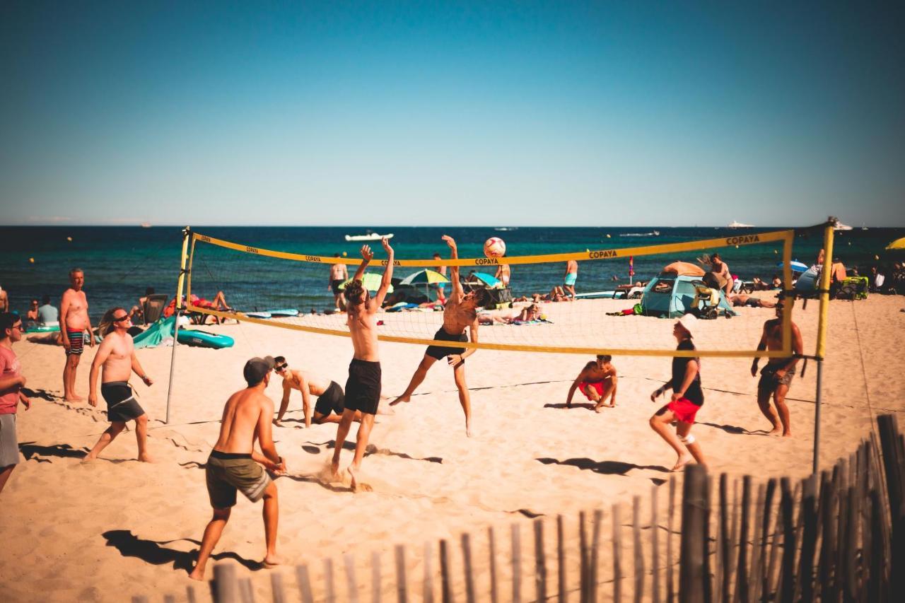 Toison D'Or Hotel Ramatuelle Exterior foto Beach volleyball at Grand Haven State Park