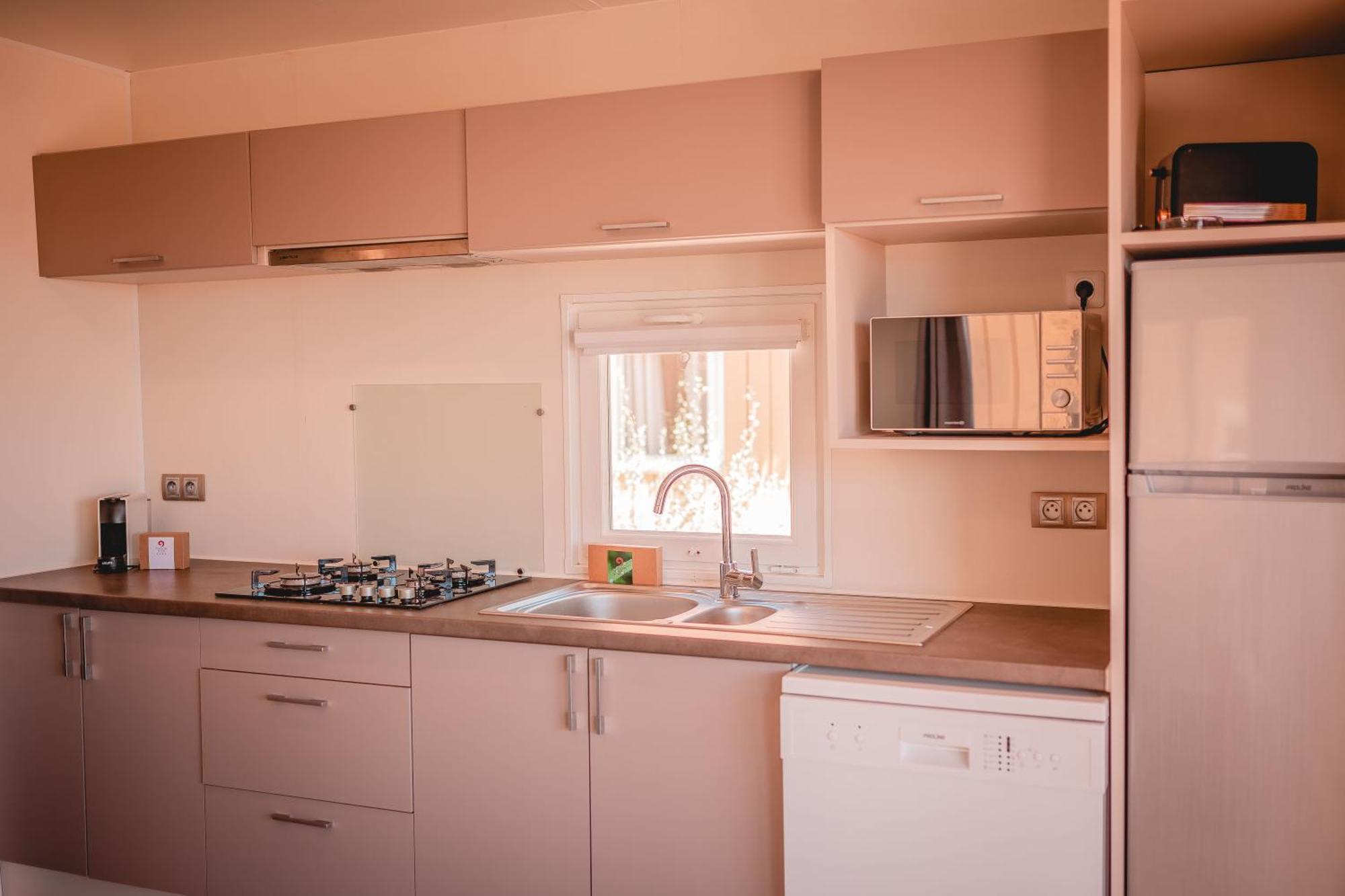 Toison D'Or Hotel Ramatuelle Exterior foto A typical kitchen