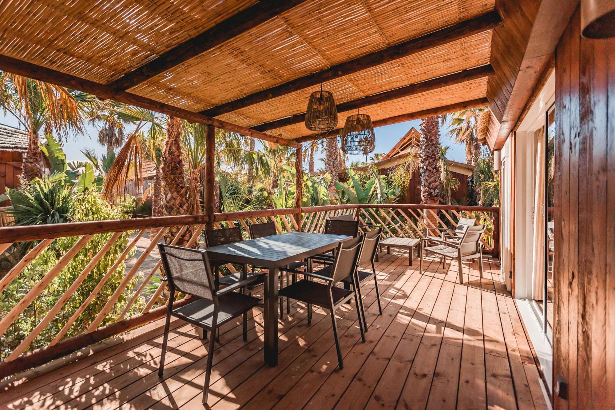 Toison D'Or Hotel Ramatuelle Exterior foto A balcony in Israel