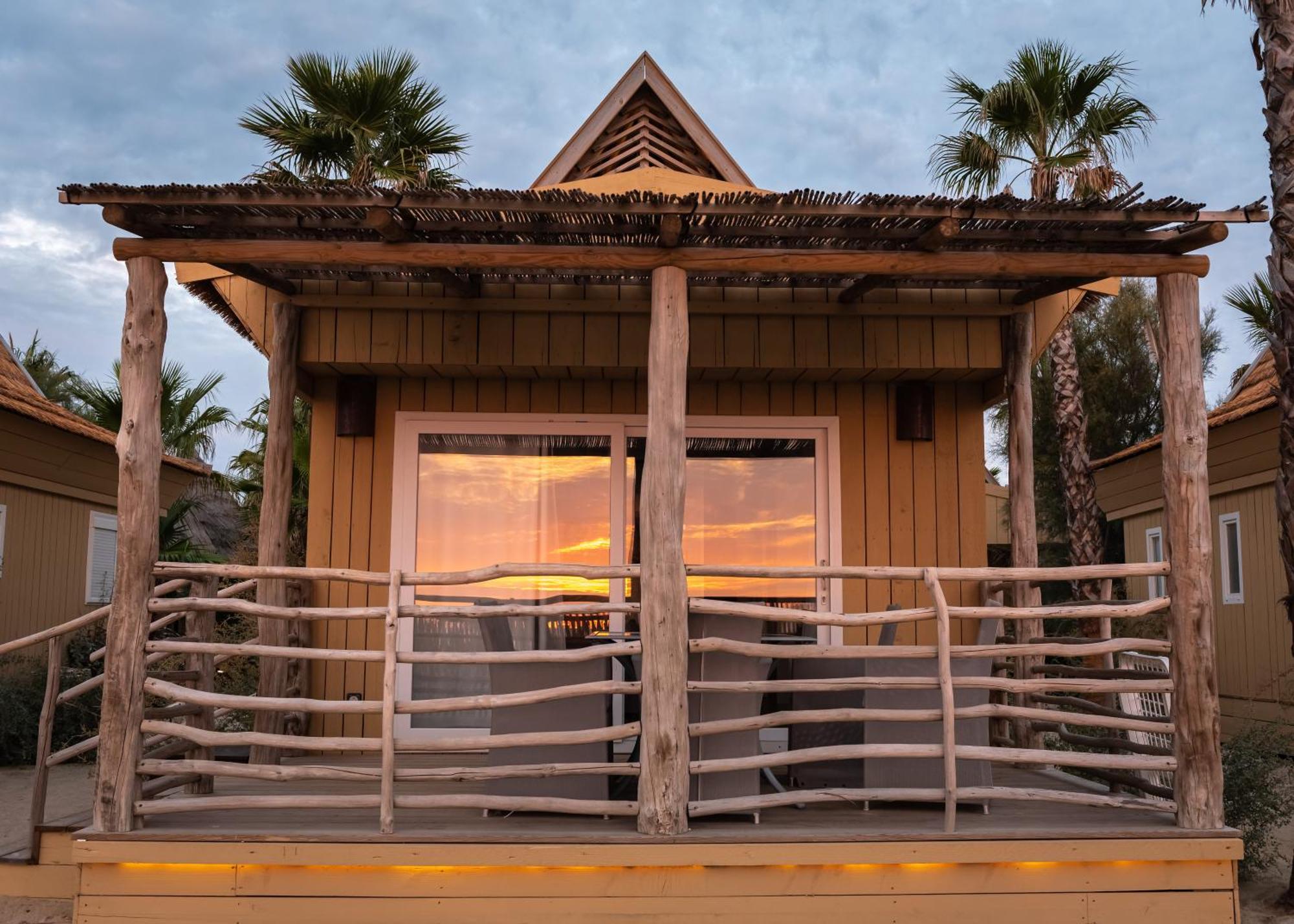 Toison D'Or Hotel Ramatuelle Cameră foto A bungalow at the resort
